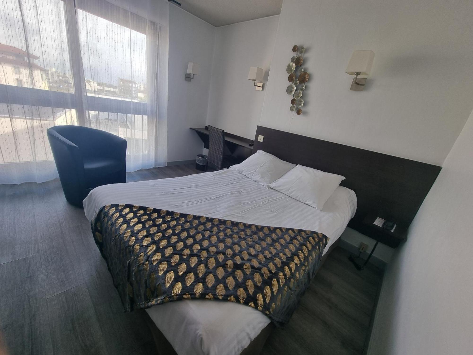 Hotel Le Vascon Дакс Екстериор снимка
